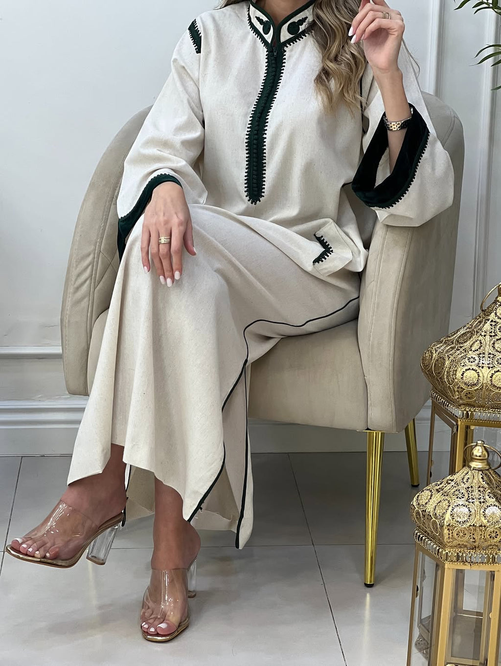 ✨ Elegant Linen Kaftan – Timelessness & Refinement