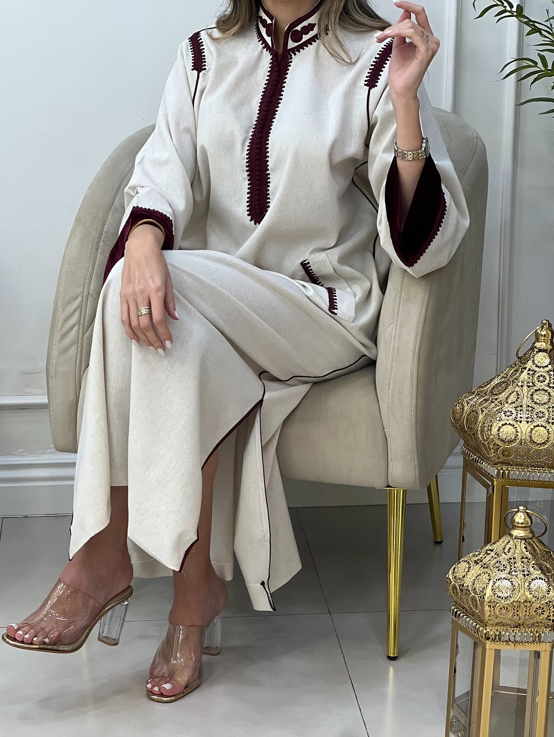 ✨ Elegant Linen Kaftan – Timelessness & Refinement