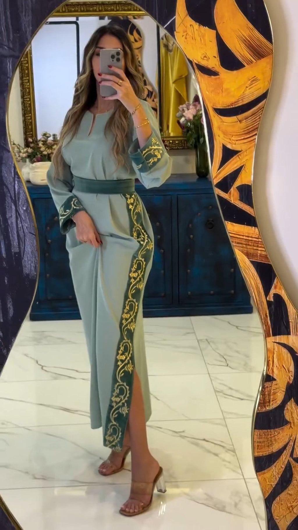 ✨ Eau de Nil Caftan – Elegance and Refinement ✨