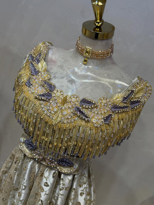 Haute Couture Oran Blouse – Royal Elegance & Oriental Refinement