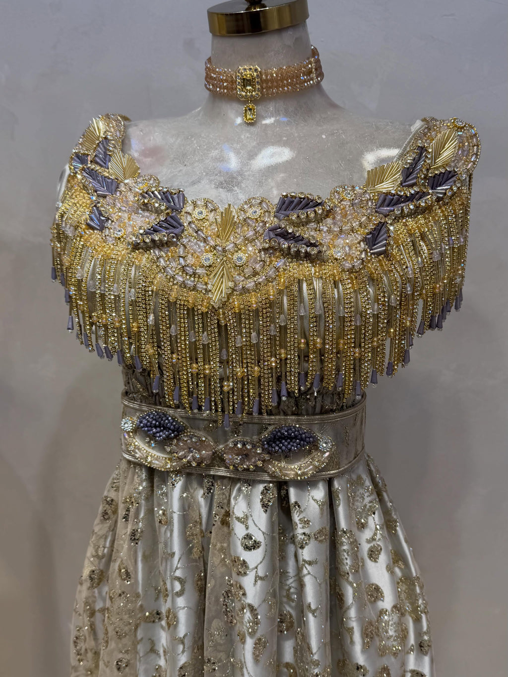 Haute Couture Oran Blouse – Royal Elegance & Oriental Refinement