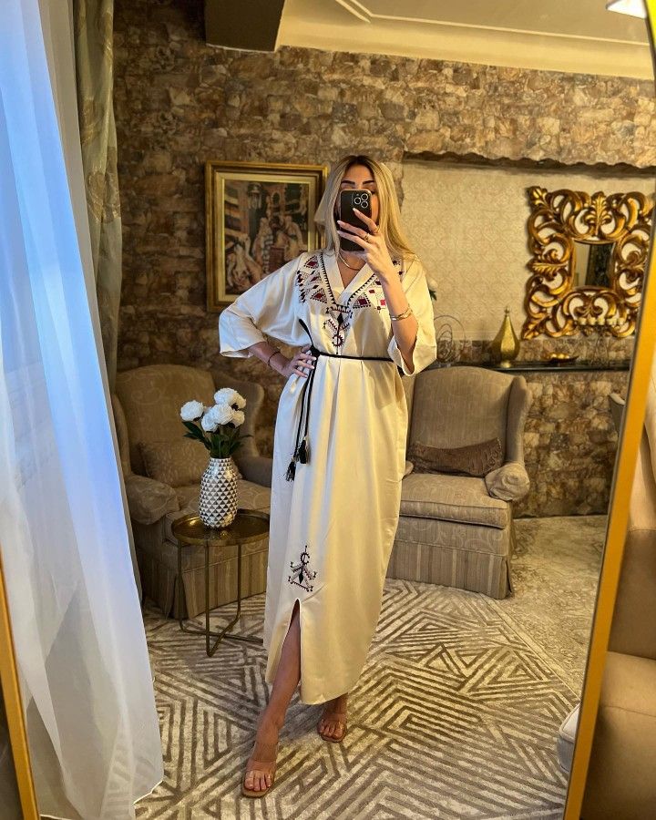 Elegant Ivory Kabyle Dress – Tradition & Modernity Combined