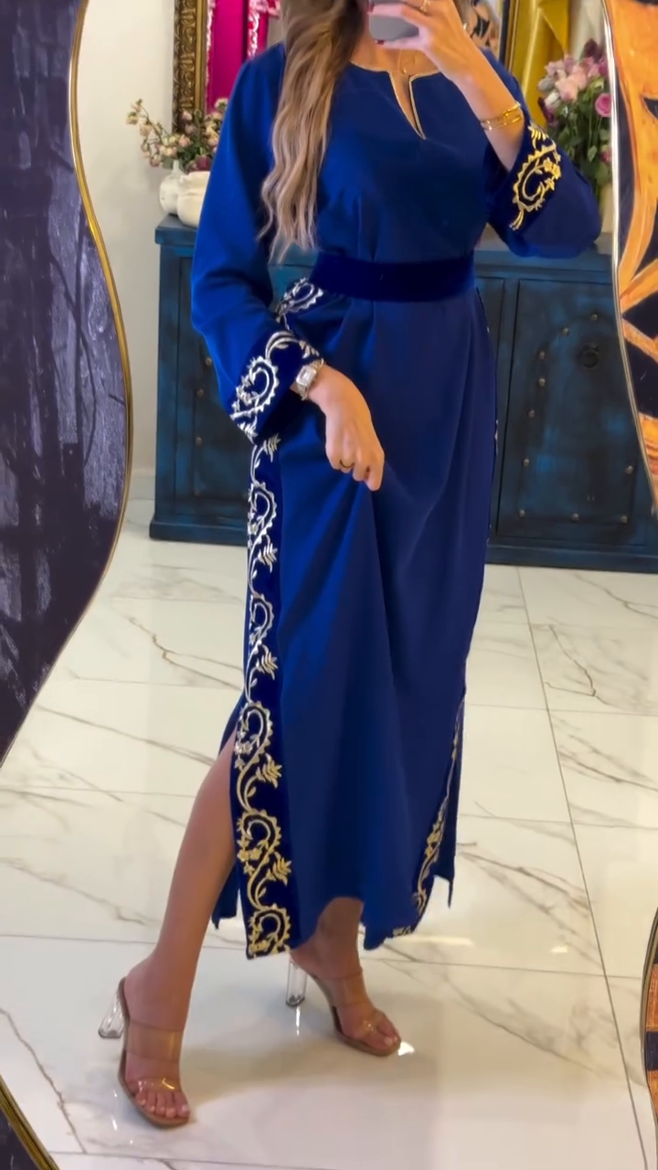 🌸 Caftan Élégance — The perfect blend of modernity and refinement