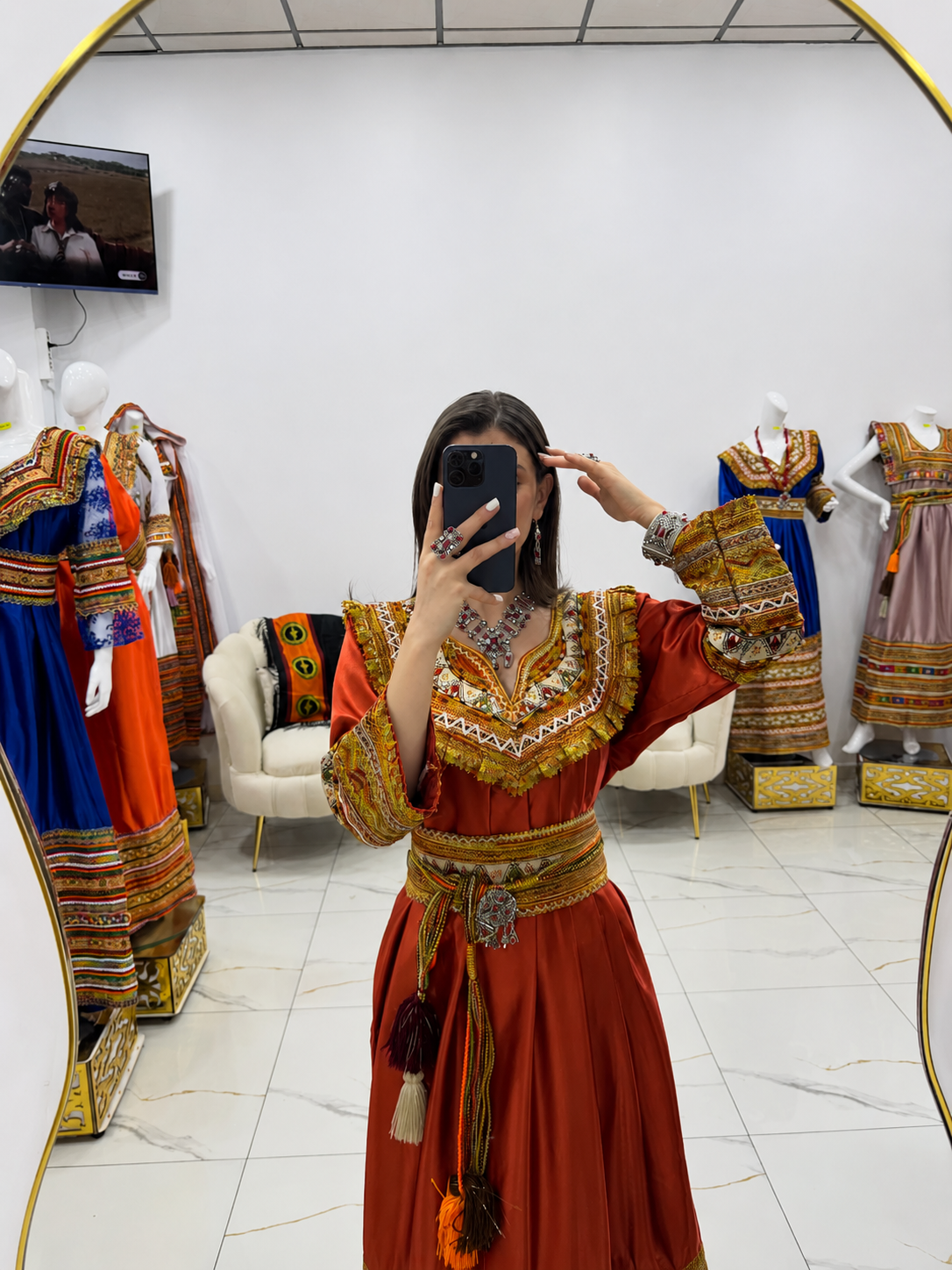 ✨ Kabyle Dress Satin Elegance – Tradition & Refinement ✨