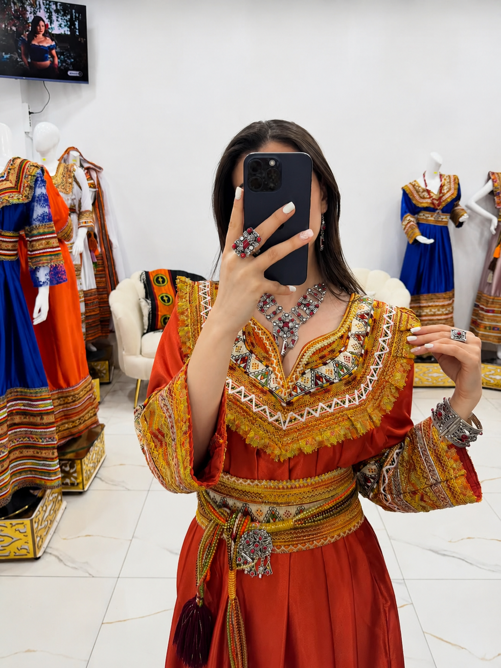 ✨ Kabyle Dress Satin Elegance – Tradition & Refinement ✨