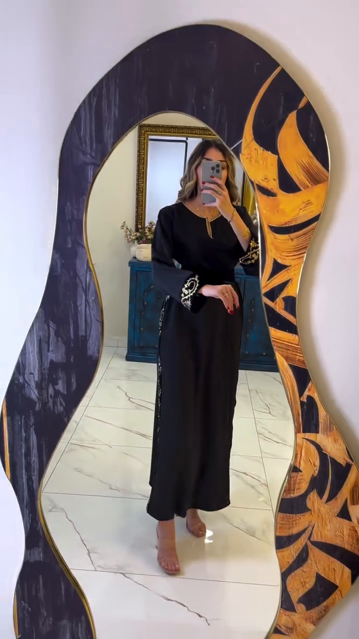 🌹 Black Kaftan Timeless Elegance – Refinement & Modernity 🌹