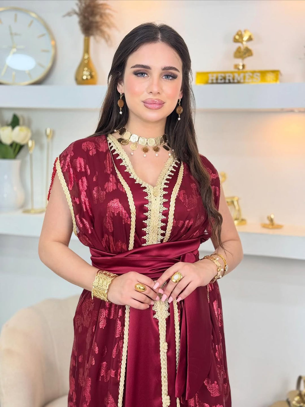 ✨ Garnet two-piece satin caftan with embroidered gold Tlija ✨
