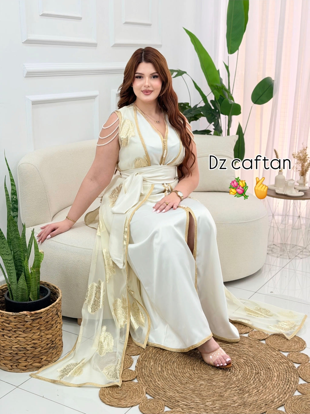 🌟 Luxury Gold Kaftan – Oriental Elegance