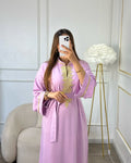 Elegant Lilac Caftan – Delicacy and Oriental Charm 🌸