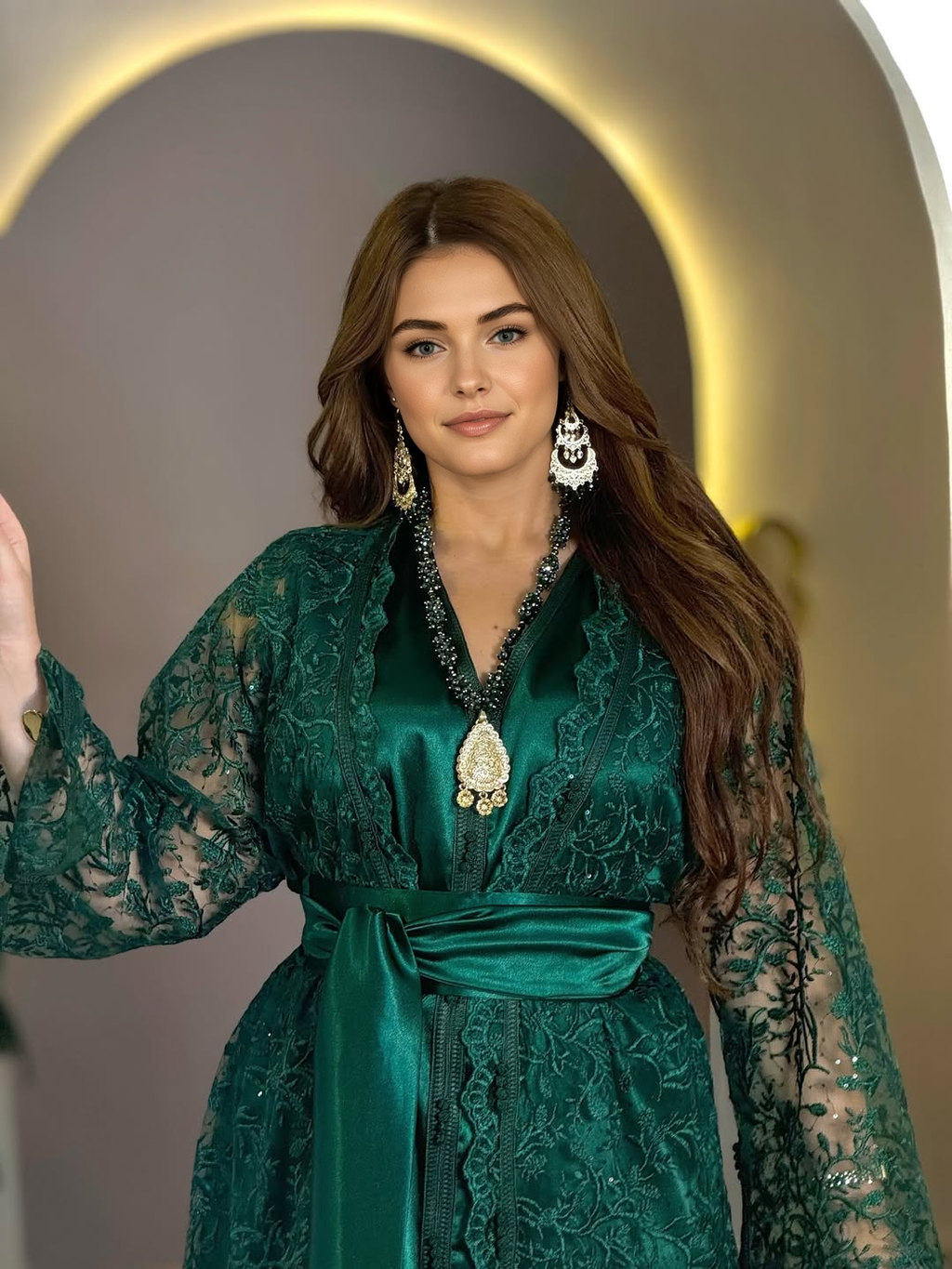 🌿 Emerald Green Kaftan – Elegance and Mystery 🌿