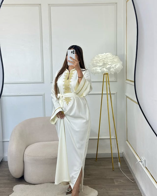 Pearly Elegance Caftan – Refinement and prestige with effortless grace ✨