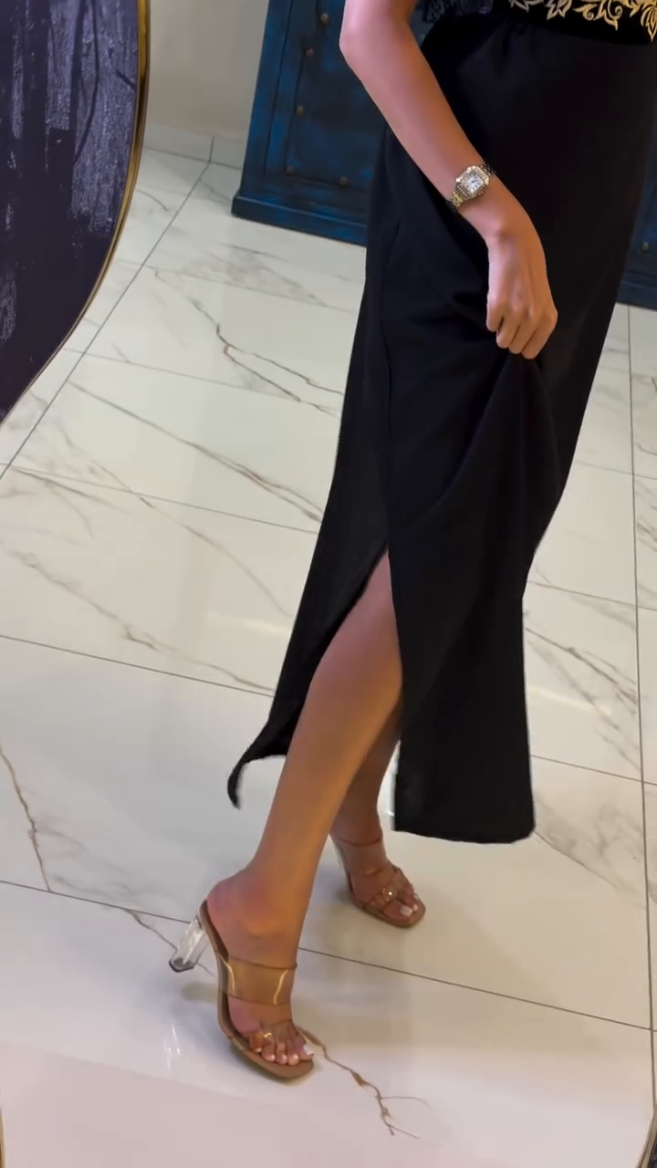 Prestige Black Kaftan – Lace, Velvet & Gold Embroidery