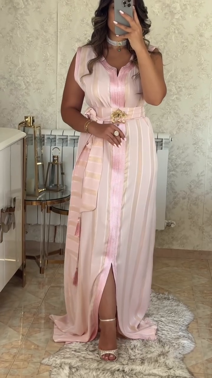 🌸 Caftan Nedjma – Powder pink & golden gleam 🌸