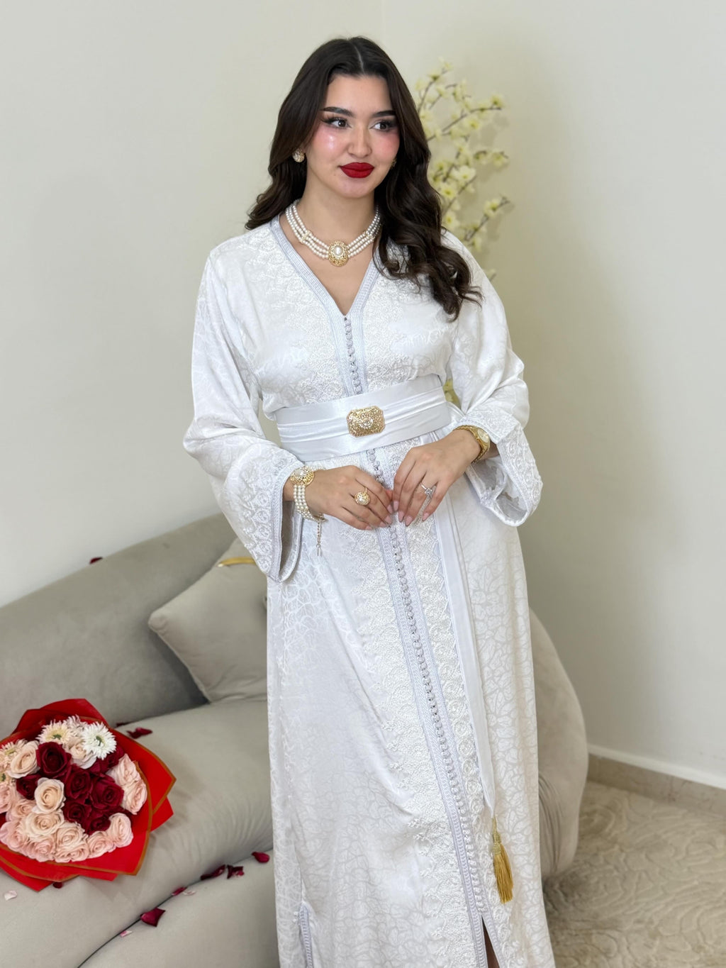 ✨ White Kamkha Elegance Kaftan – Oriental Refinement & Feminine Allure