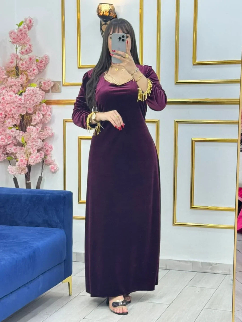 🌹 Velvet Elegance Dress – The art of sophistication