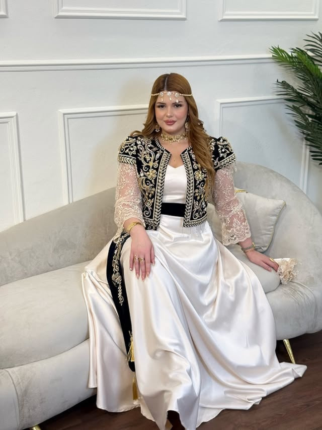 Gallila Prestige – Gold Embroidery & Lace