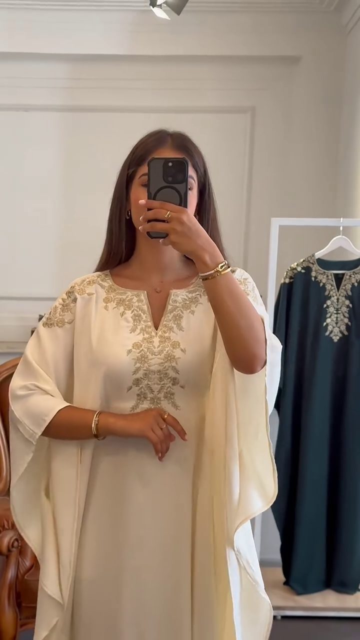 Caftan Sofia – The centerpiece of your elegant wardrobe